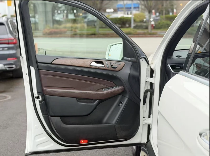 Mercedes-Benz ML 350 4MATIC BlueTEC АВТОКРЕДИТ, снимка 10 - Автомобили и джипове - 52839887