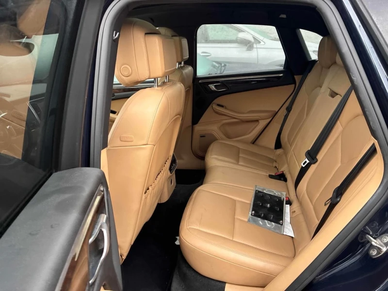 Porsche Macan 2018 S * CARFAX * БЕЗ ПЪРВОНАЧАЛНА ВНОСКА, снимка 12 - Автомобили и джипове - 53027077