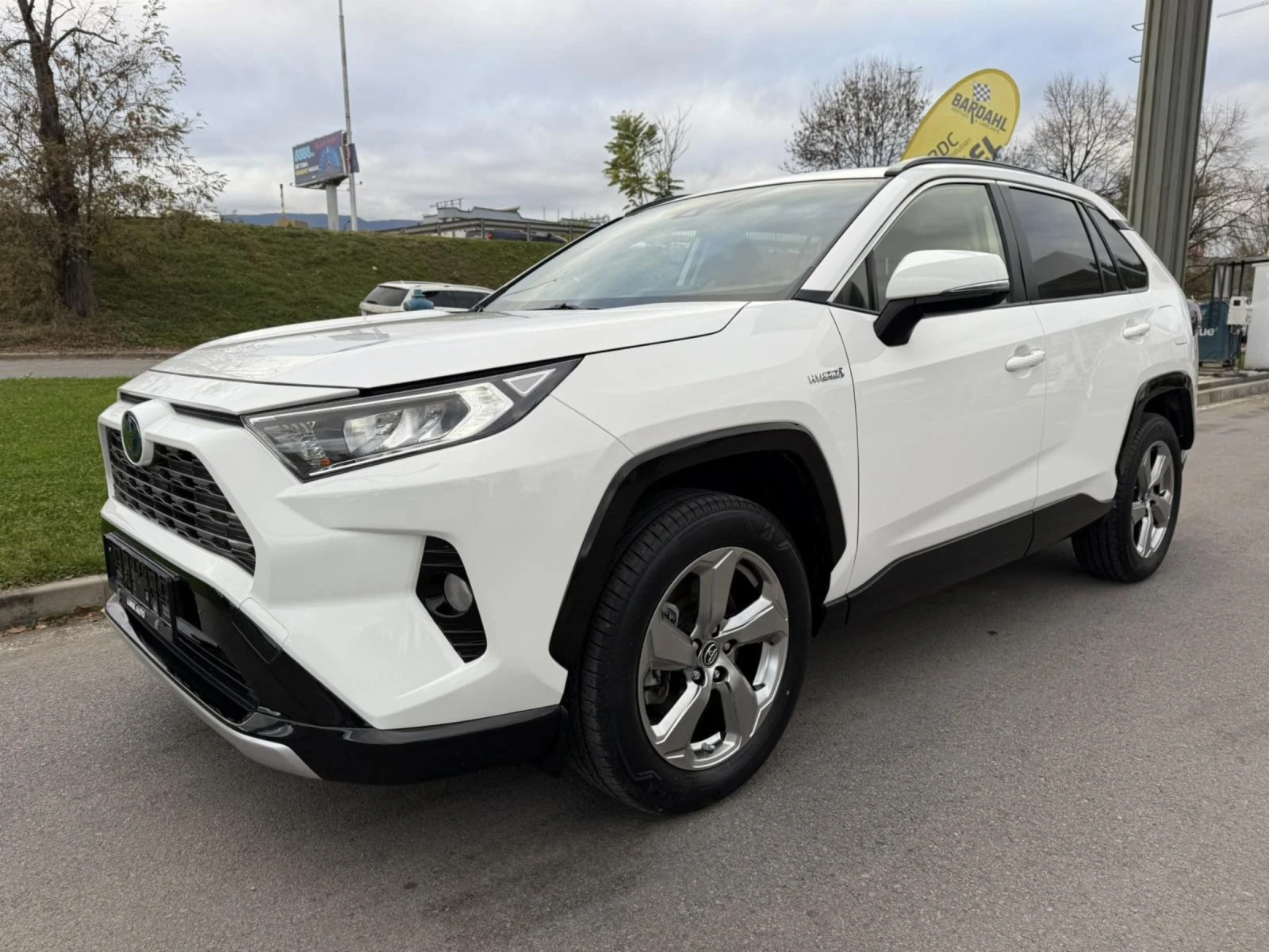 Toyota Rav4 HYBRID 65000, снимка 1