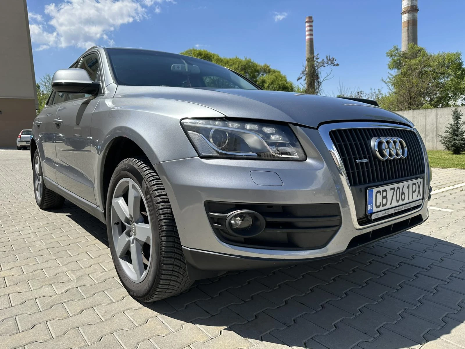 Audi Q5 3.0TDI QUATTRO 1ВИ СОБСТВЕНИК - изображение 2