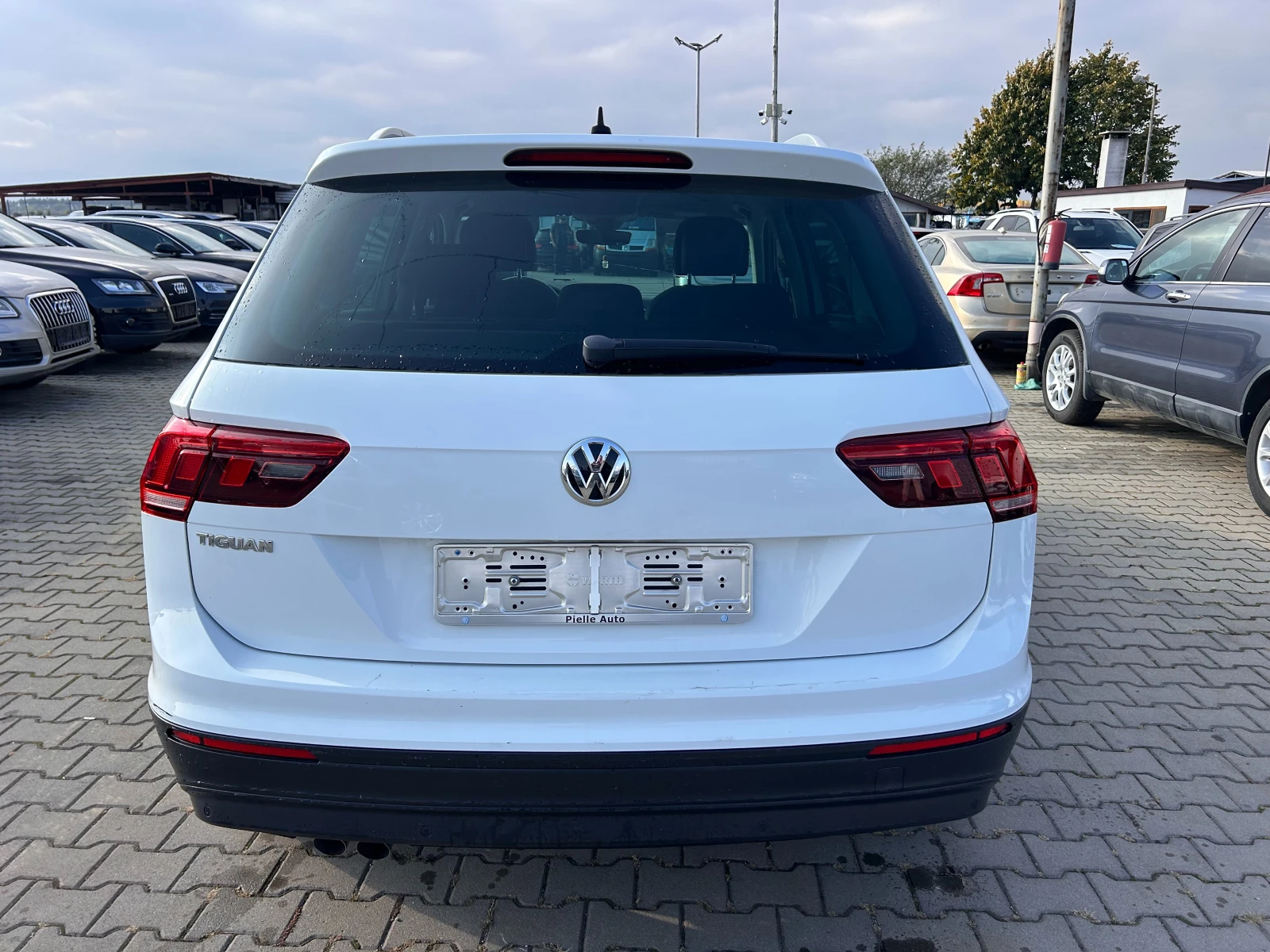 VW Tiguan 1.6TDI NAVI EURO 6 - изображение 7