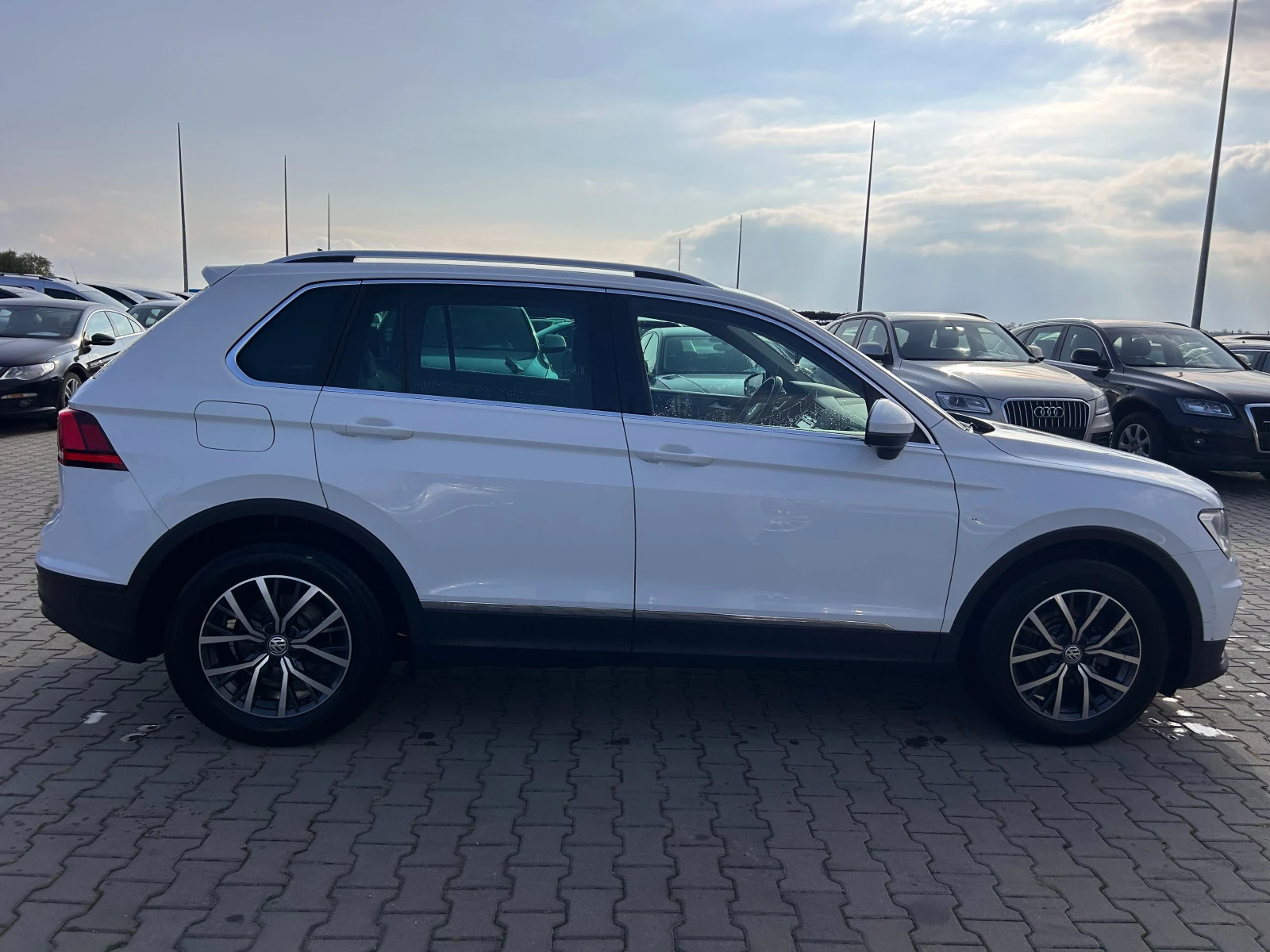 VW Tiguan 1.6TDI NAVI EURO 6 - изображение 5