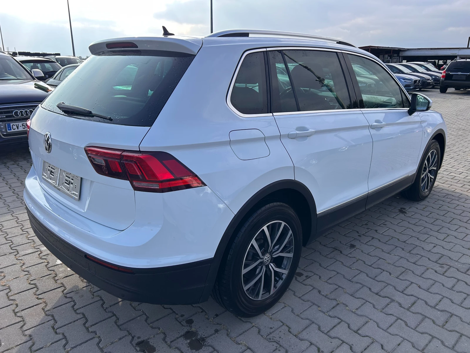 VW Tiguan 1.6TDI NAVI EURO 6 - изображение 6