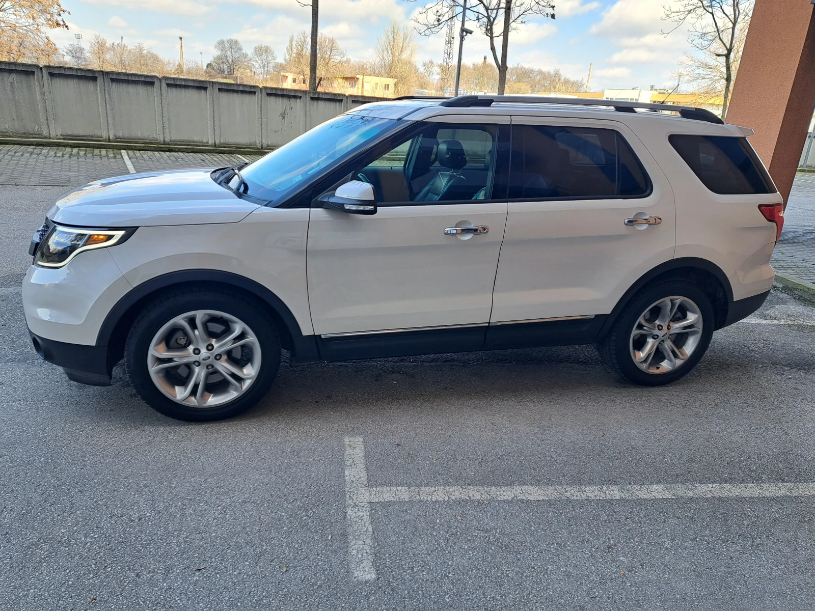 Ford Explorer  - изображение 3