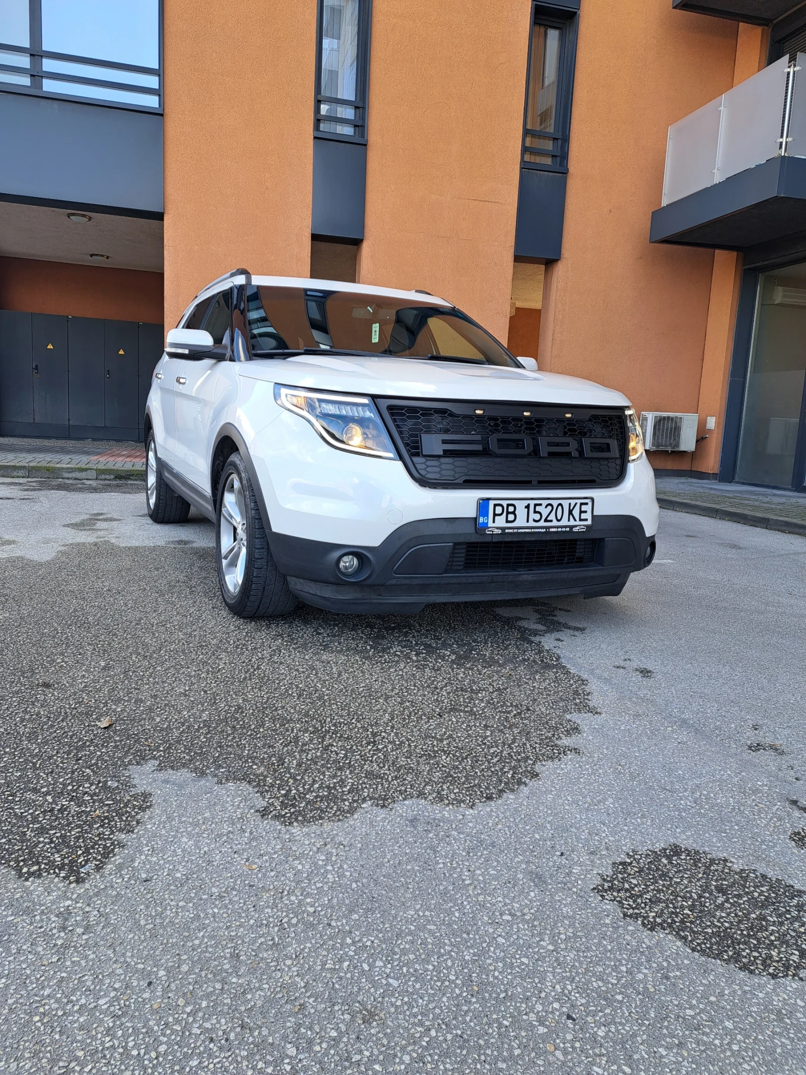 Ford Explorer  - изображение 2