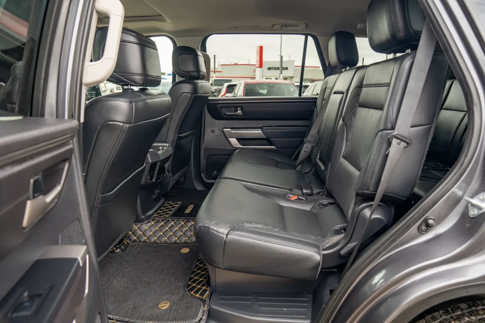 Toyota Sequoia 3.4 Hybrid limited TRD Off Road, снимка 7 - Автомобили и джипове - 54555832