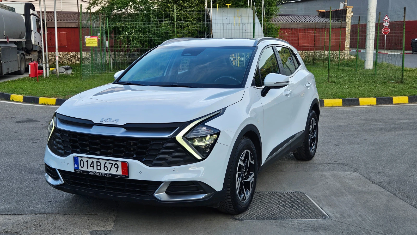 Kia Sportage 1.6 Mild Hybrit/6skorost/UNIKAT