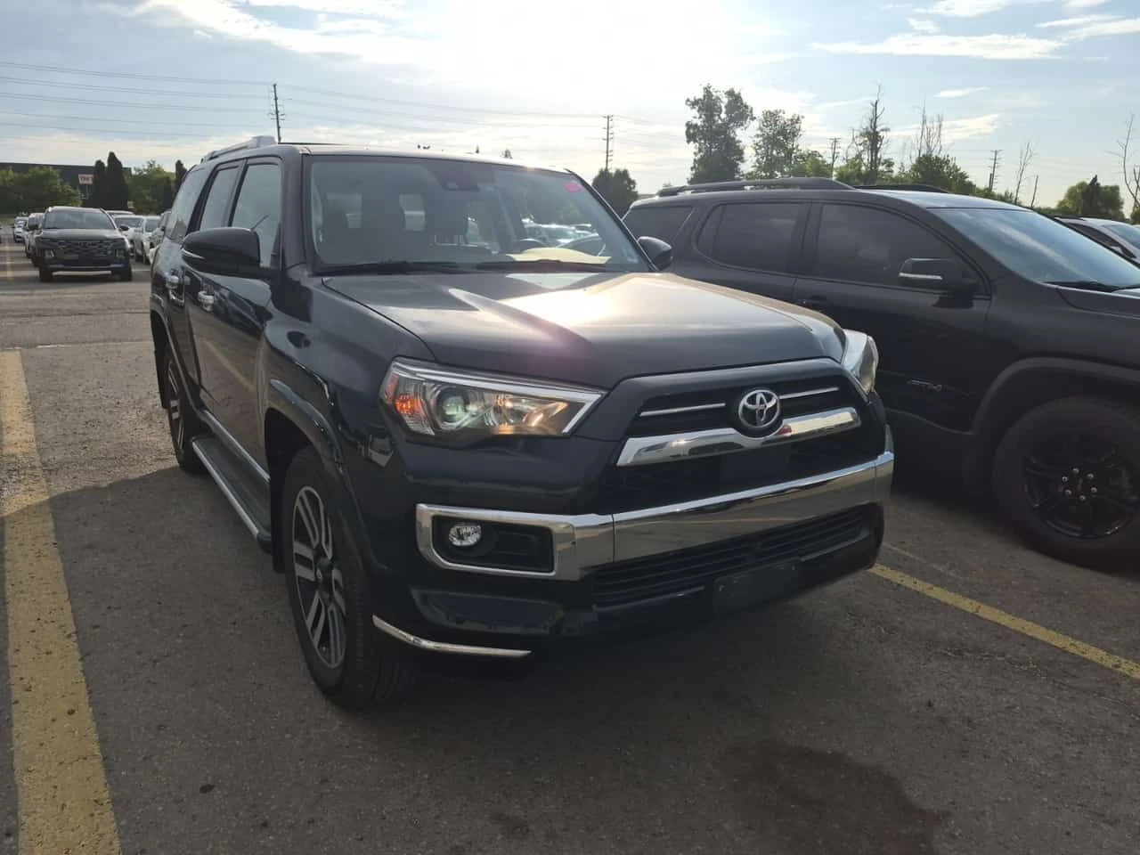 Toyota 4runner LIMITED | CARFAX | БЕЗ ПЪРВОНАЧАЛНА ВНОСКА, снимка 2 - Автомобили и джипове - 55186106