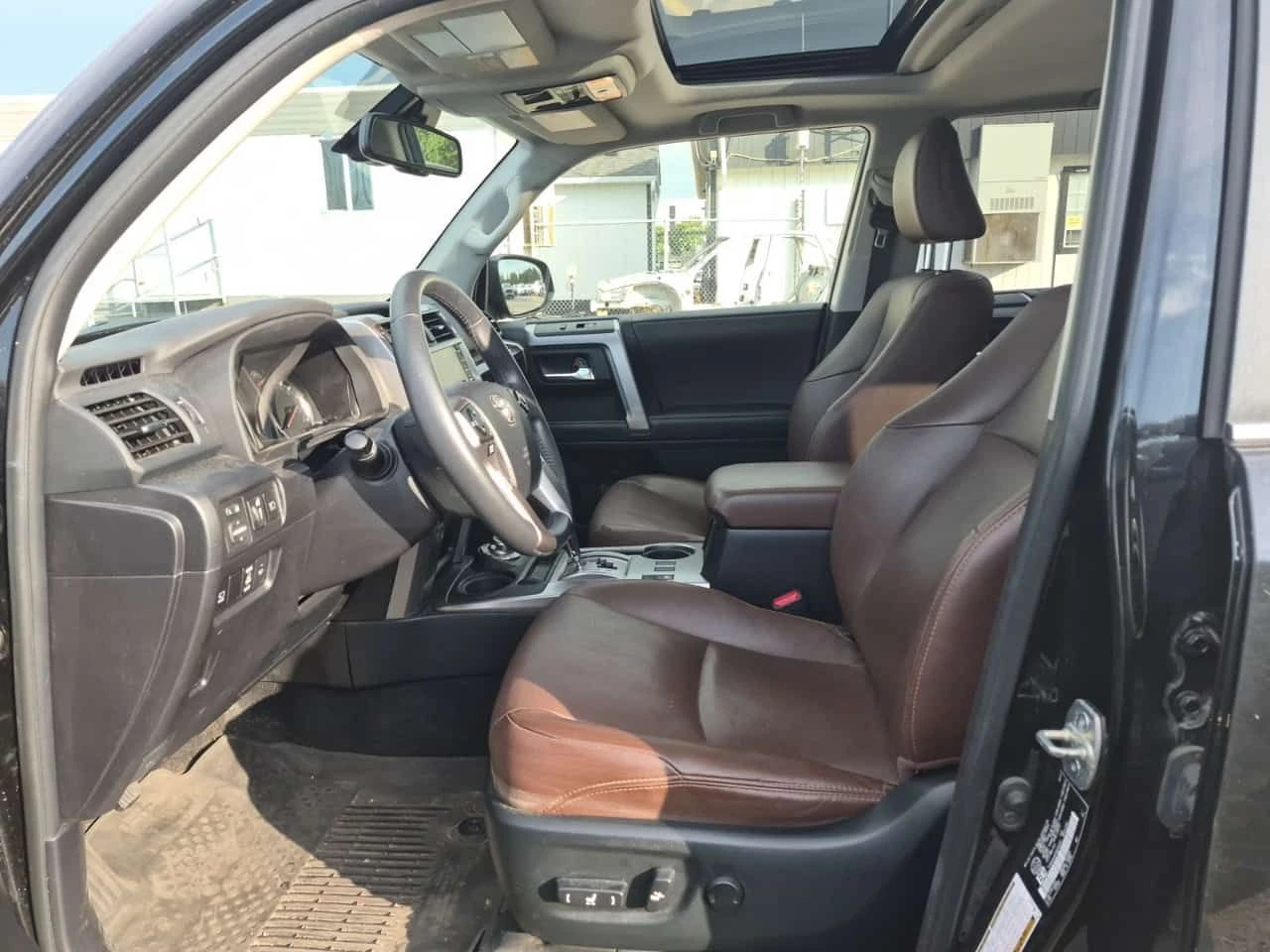 Toyota 4runner LIMITED | CARFAX | БЕЗ ПЪРВОНАЧАЛНА ВНОСКА, снимка 8 - Автомобили и джипове - 55186106