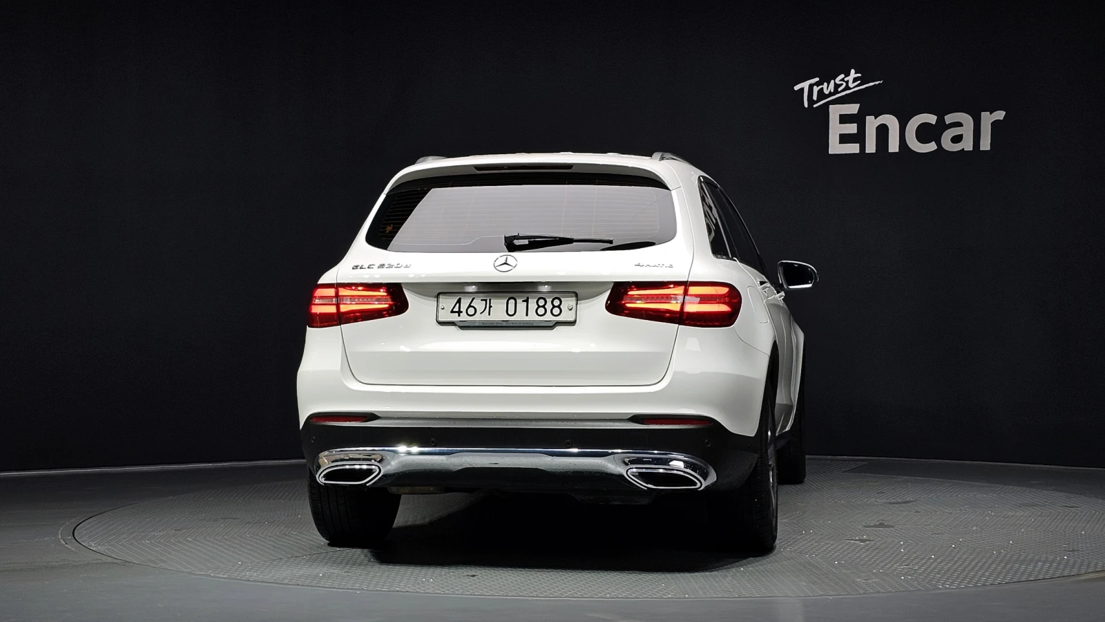 Mercedes-Benz GLC 220 ЕЛ. БАГАЖНИК* BLIND SPOT* ЛЮК* КРАЙНА ЦЕНА, снимка 4 - Автомобили и джипове - 55496197