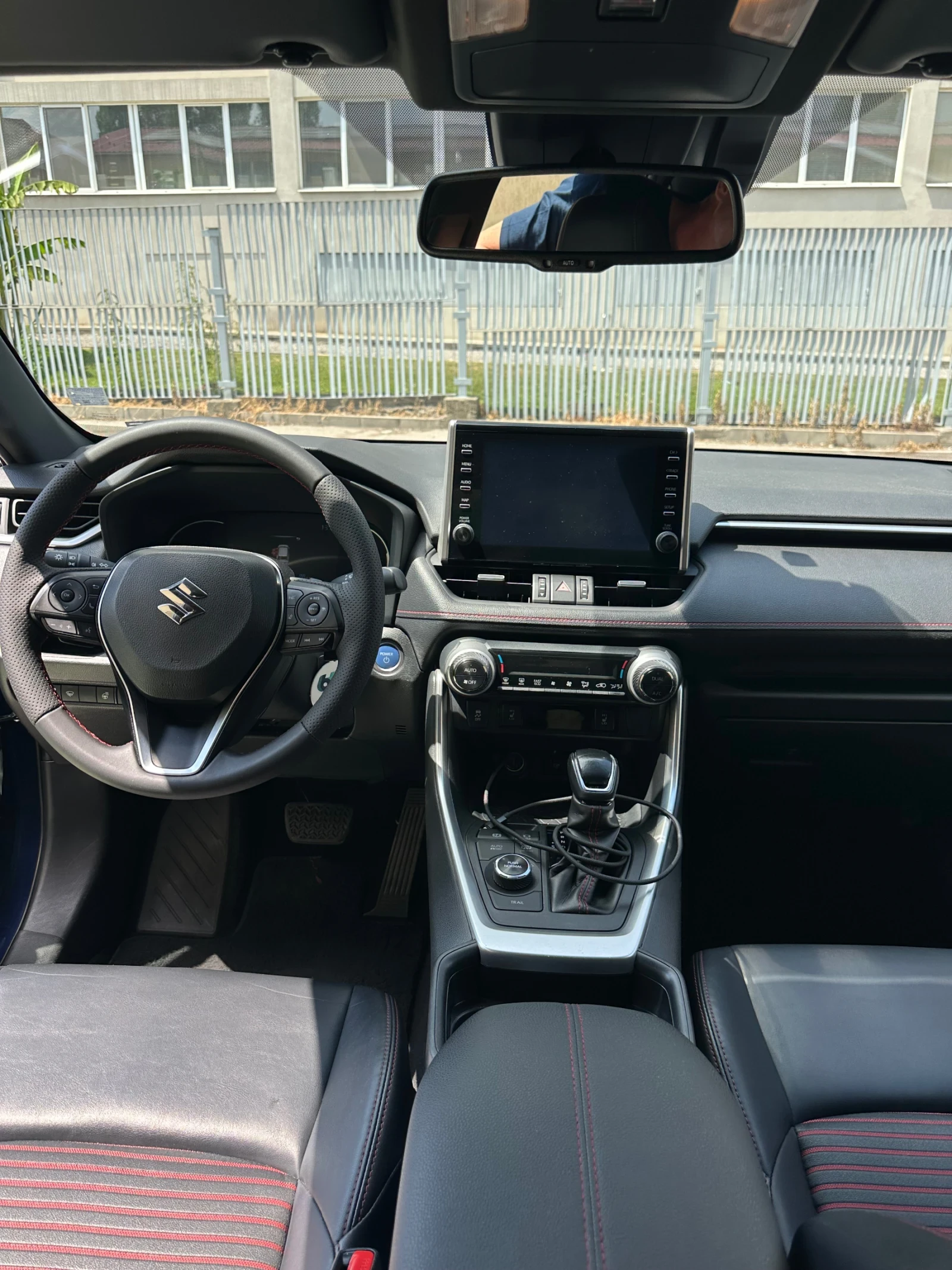 Suzuki Across Plug-in Hybrid | 4x4 E-Four, снимка 9 - Автомобили и джипове - 55613350