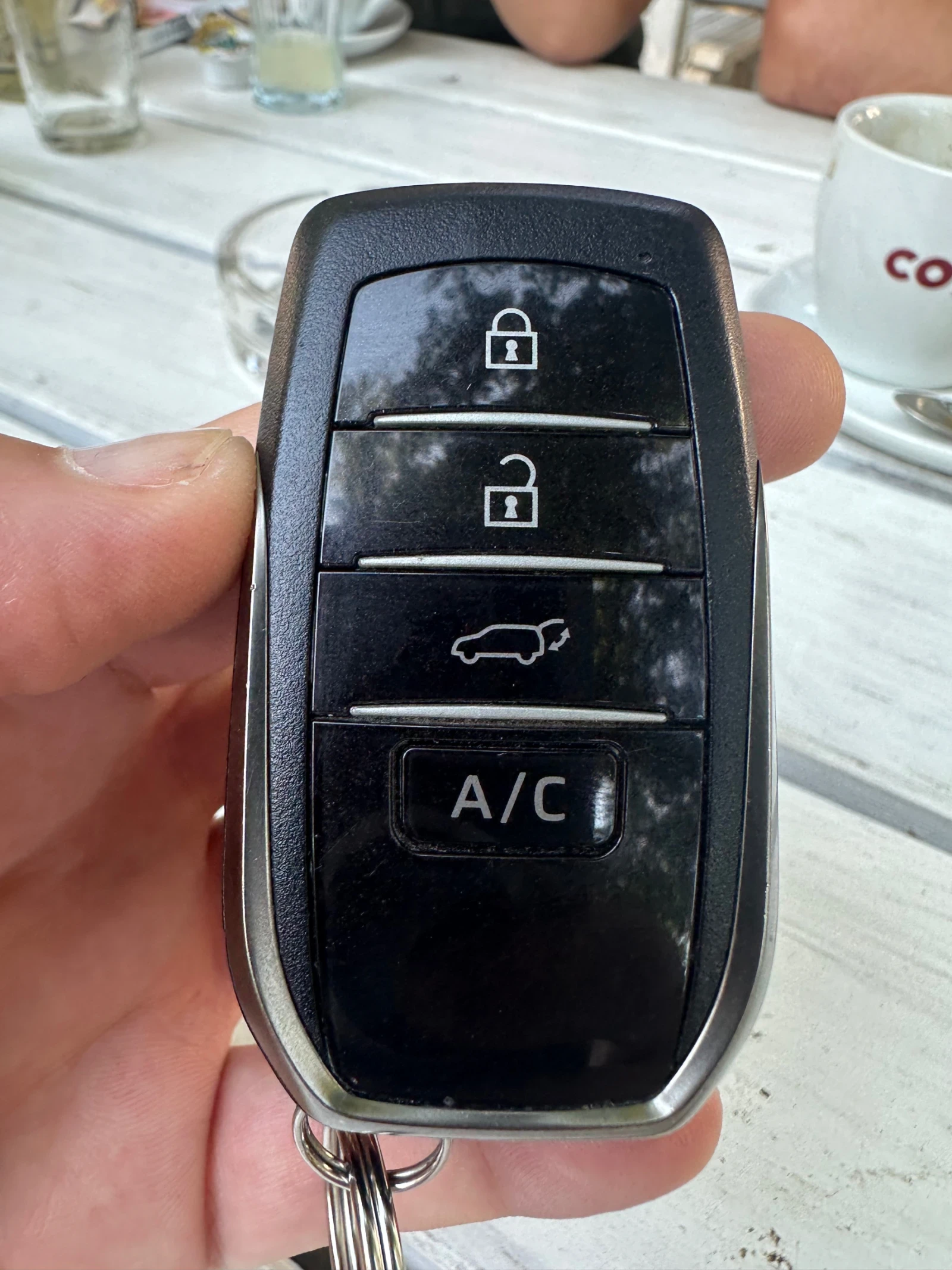Suzuki Across Plug-in Hybrid | 4x4 E-Four, снимка 15 - Автомобили и джипове - 55613350