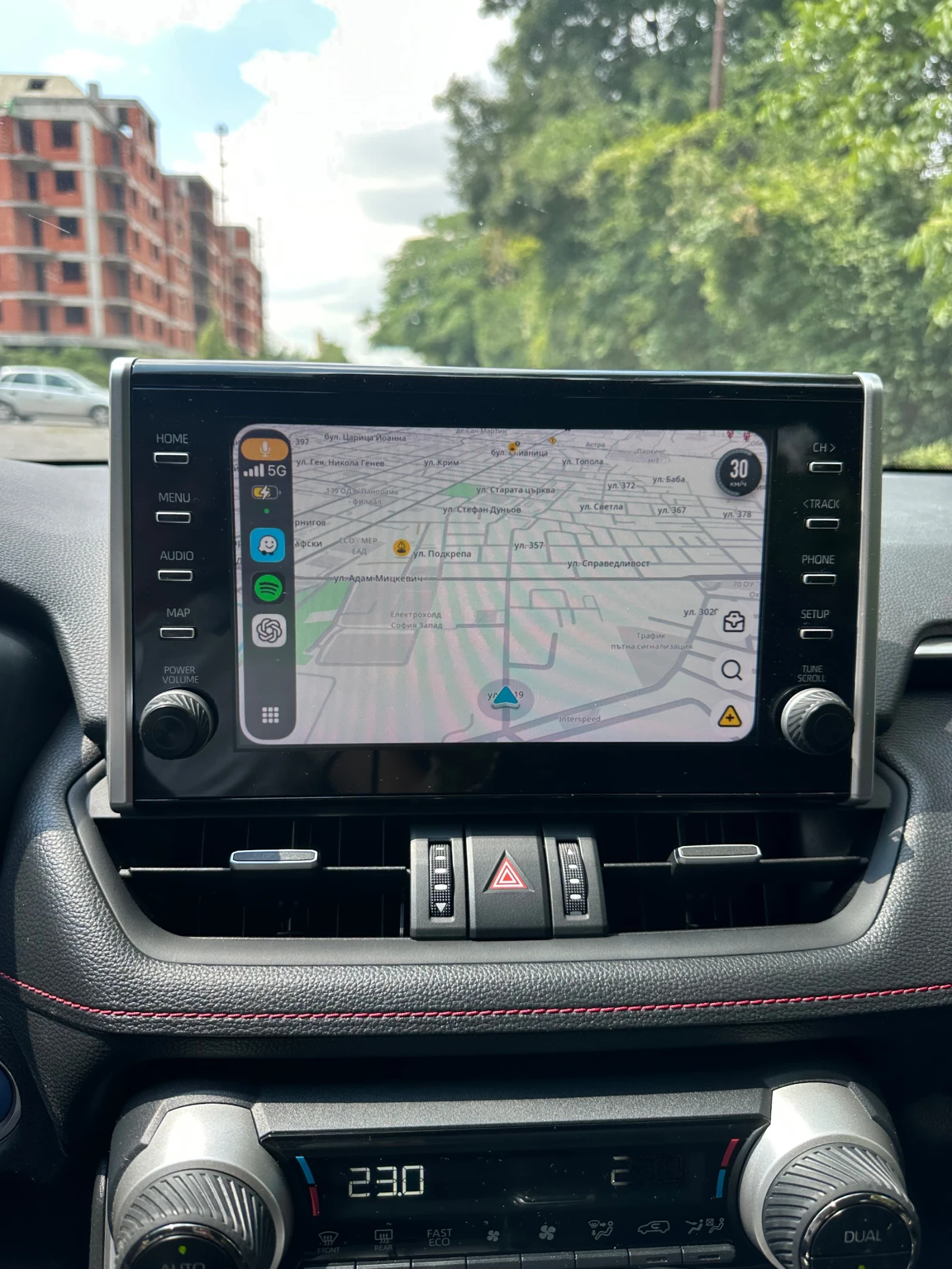 Suzuki Across Plug-in Hybrid | 4x4 E-Four, снимка 10 - Автомобили и джипове - 55613350