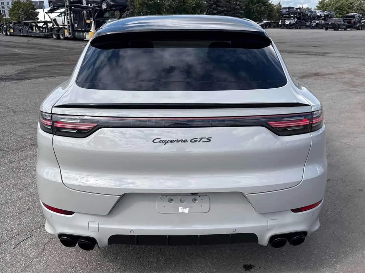 Porsche Cayenne GTS Coupe CARFAX, снимка 4 - Автомобили и джипове - 55875407