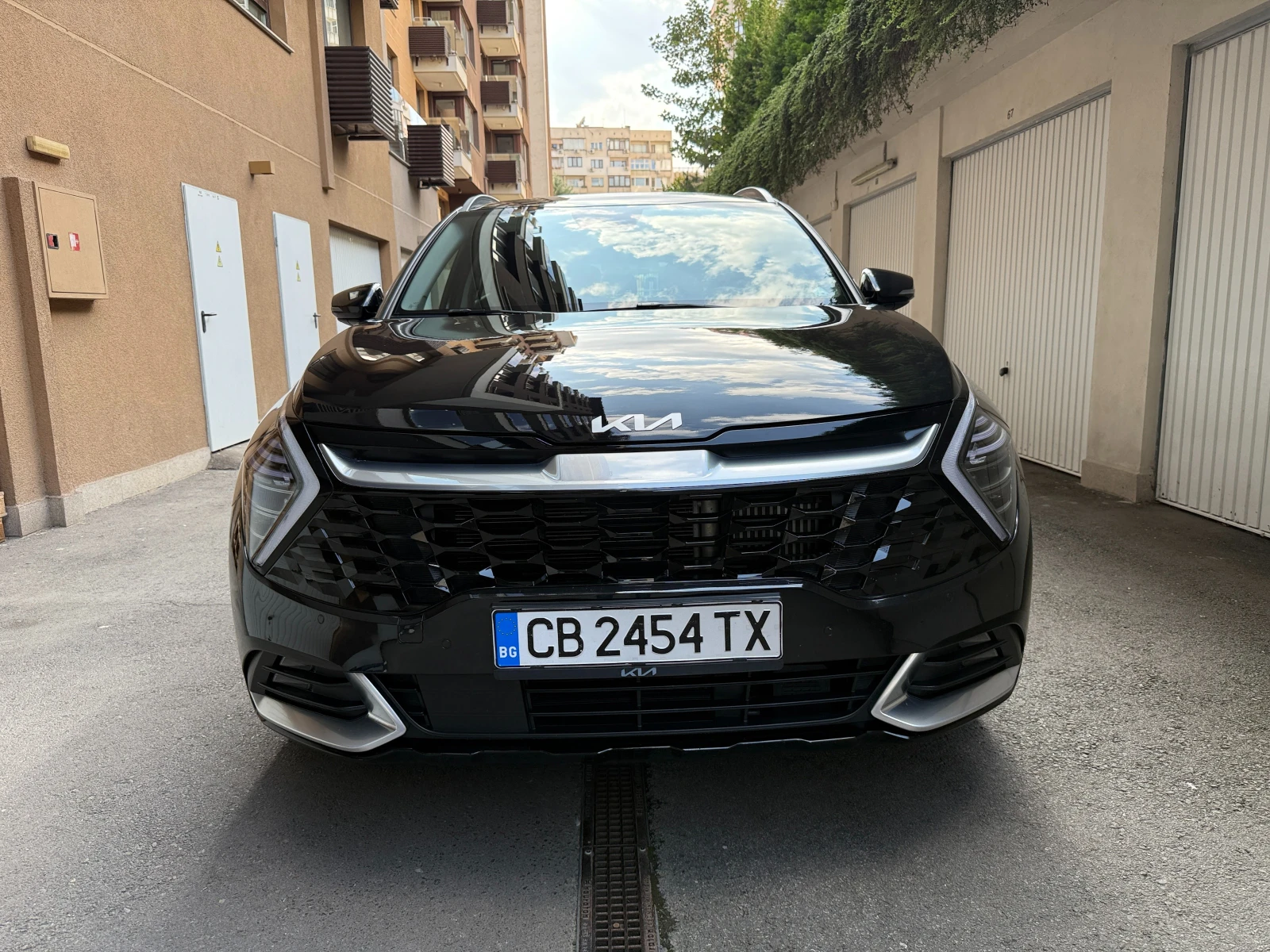 Kia Sportage Executive AWD, снимка 2 - Автомобили и джипове - 55905377