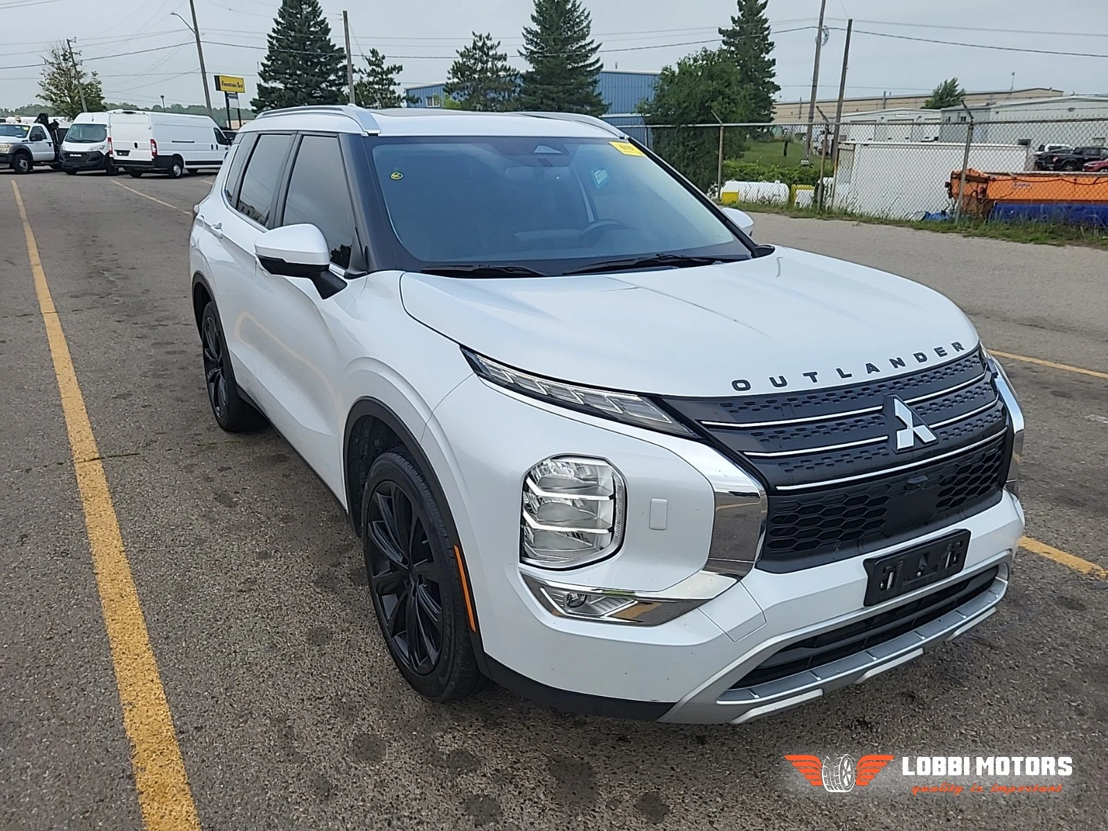Mitsubishi Outlander, снимка 5 - Автомобили и джипове - 55928558
