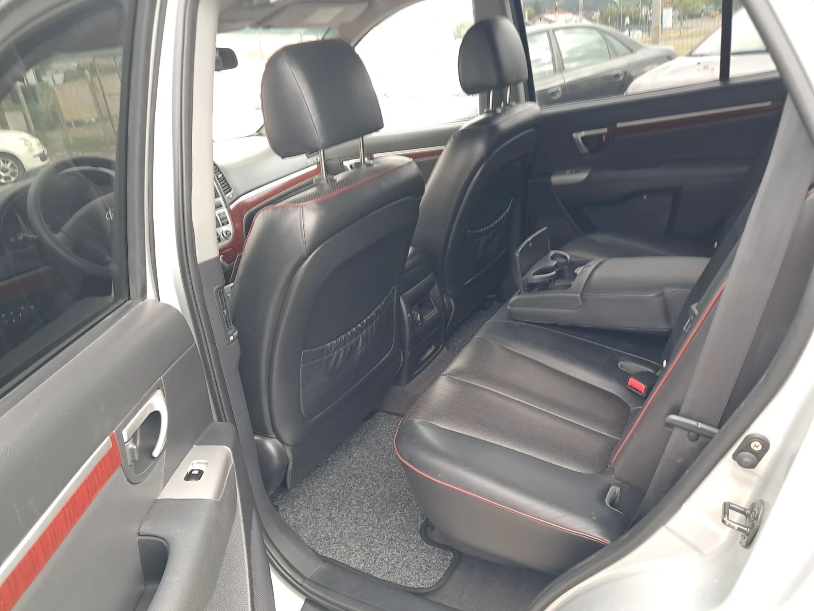 Hyundai Santa fe 2.2 CRDI , снимка 6 - Автомобили и джипове - 56240815