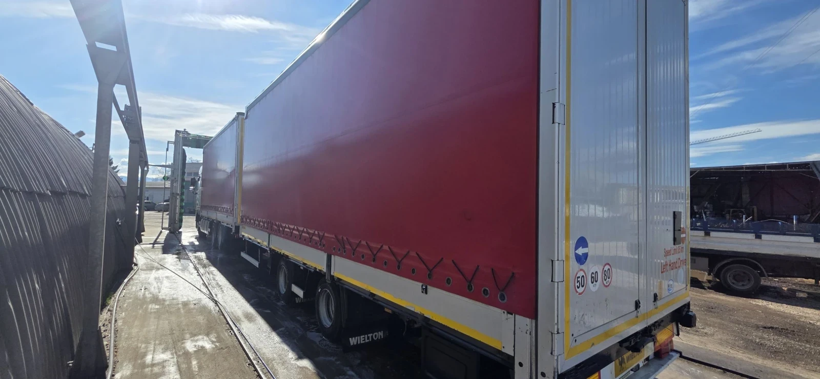 Daf XF 105 FT Автомат, ретардер, буге, топ състояние!!!, снимка 7 - Камиони - 54116174