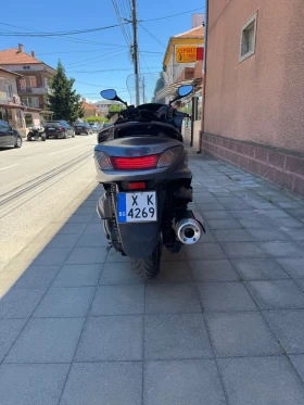 ����� �� �������� �� Yamaha Majesty 400