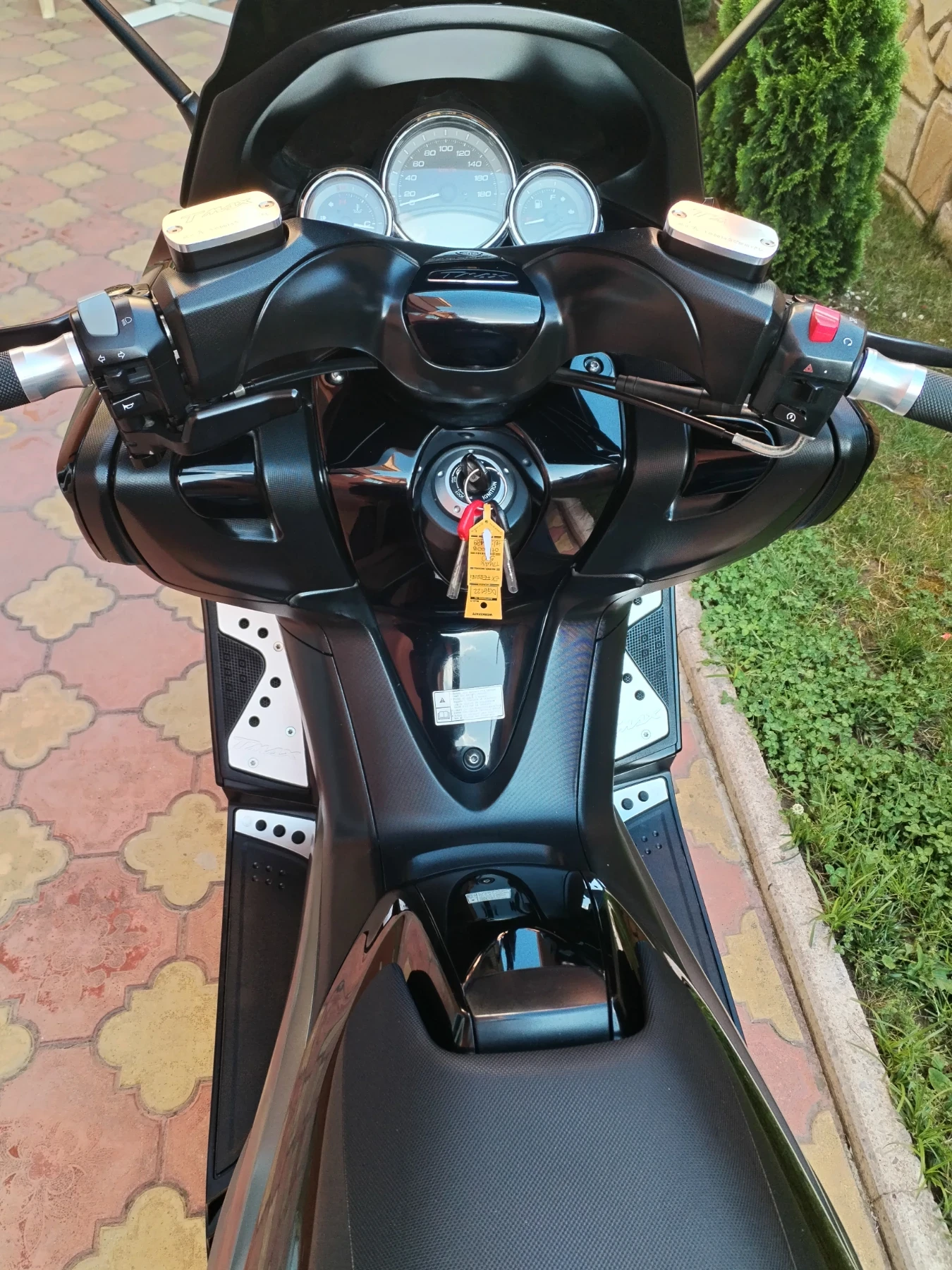 Yamaha T-max КАТО ЧИСТО НОВ!!! , снимка 14 - Мотоциклети и мототехника - 54933472