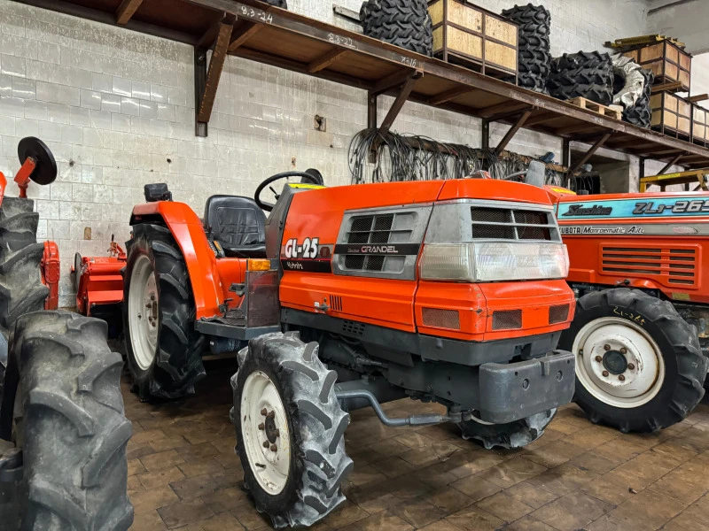 Трактор Kubota GL25, снимка 1 - Селскостопанска техника - 46278786