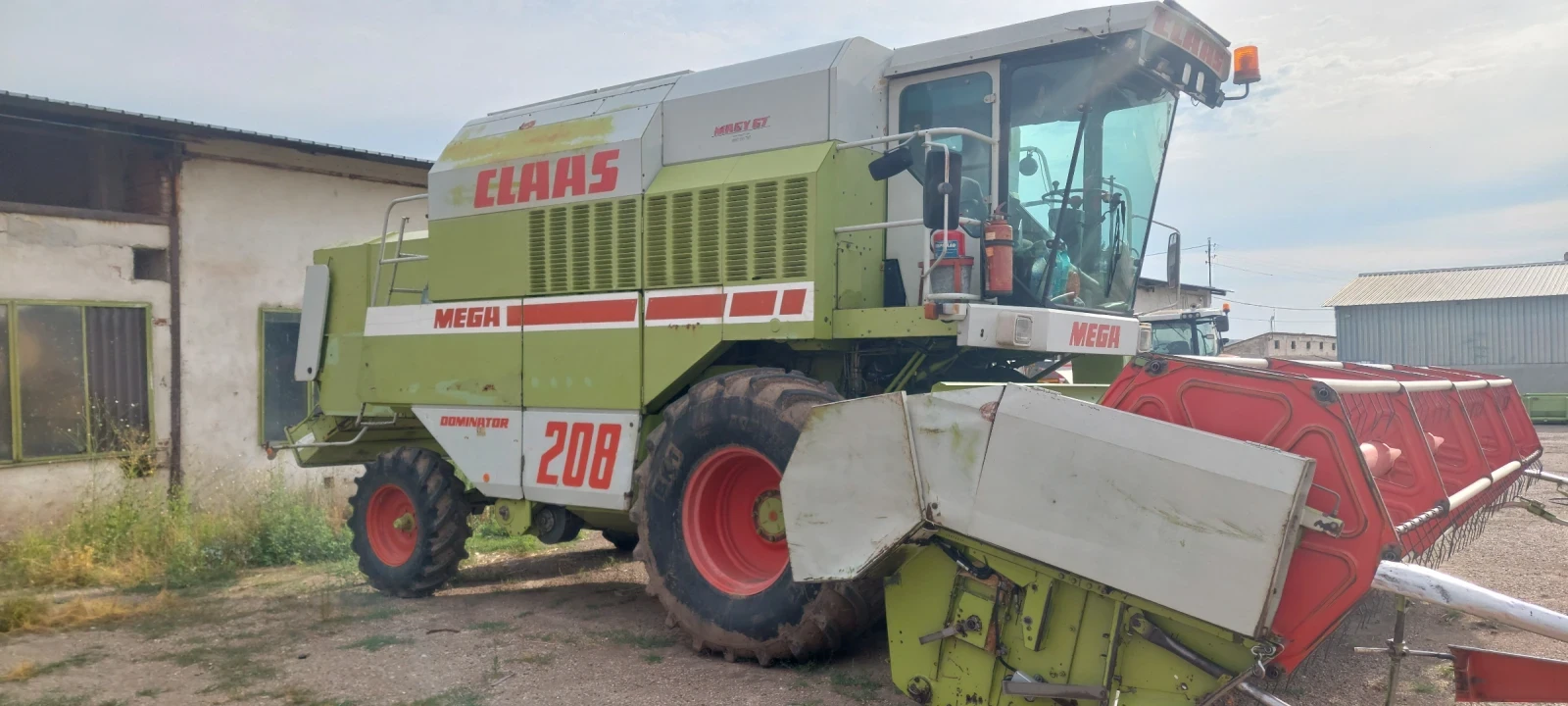 Комбайн Claas MEGA 208, снимка 4 - Селскостопанска техника - 55428770