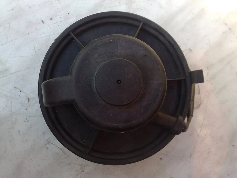 Вентилатор парно за Ауди 80