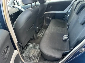 Toyota Yaris 1.3 Автомат, снимка 13