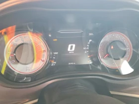 Dodge Challenger 6.4 SRT* Клип на двигателя, снимка 9