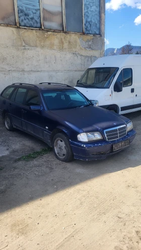  Mercedes-Benz C 200