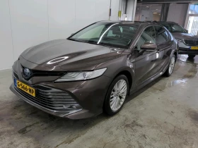 Toyota Camry 2.5 Hybrid Premium | Mobile.bg    2