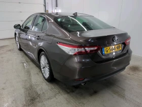 Toyota Camry 2.5 Hybrid Premium | Mobile.bg    4