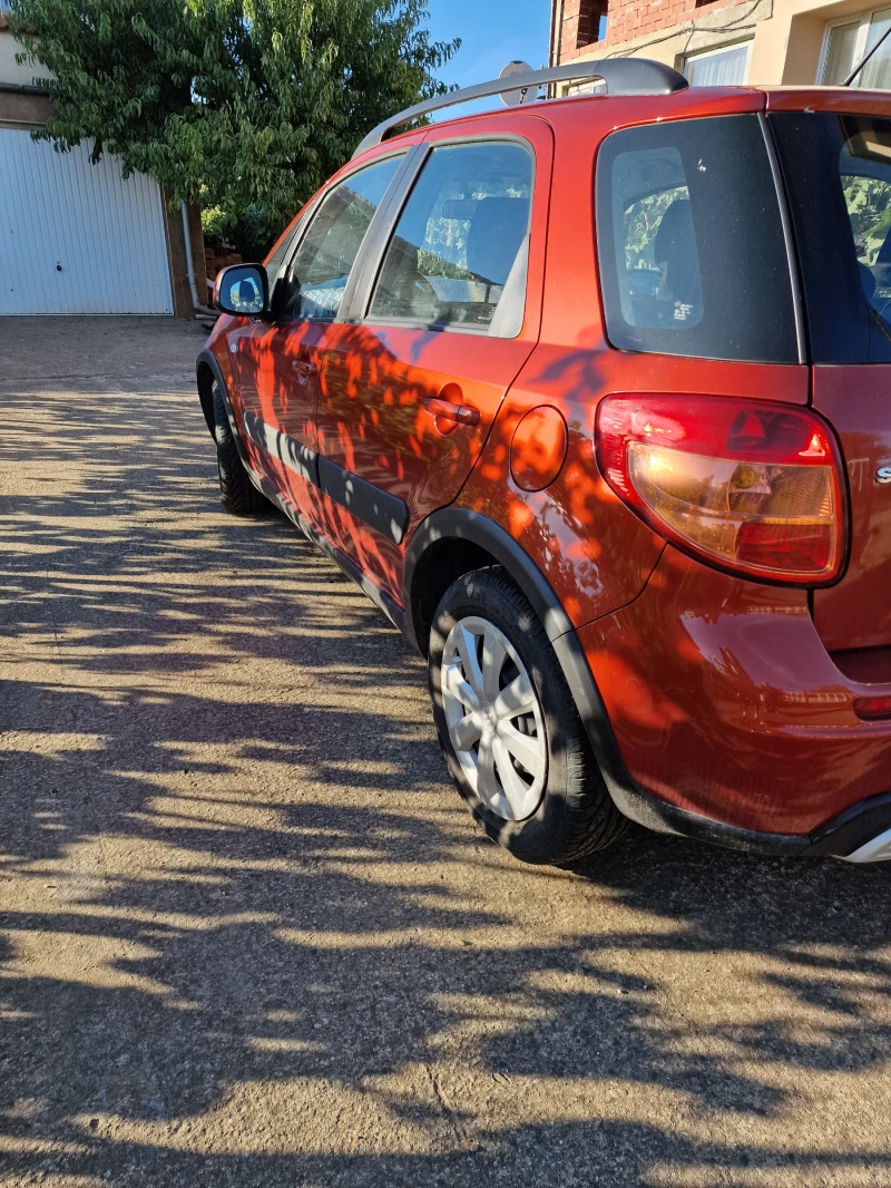 Suzuki SX4, снимка 2 - Автомобили и джипове - 47429723