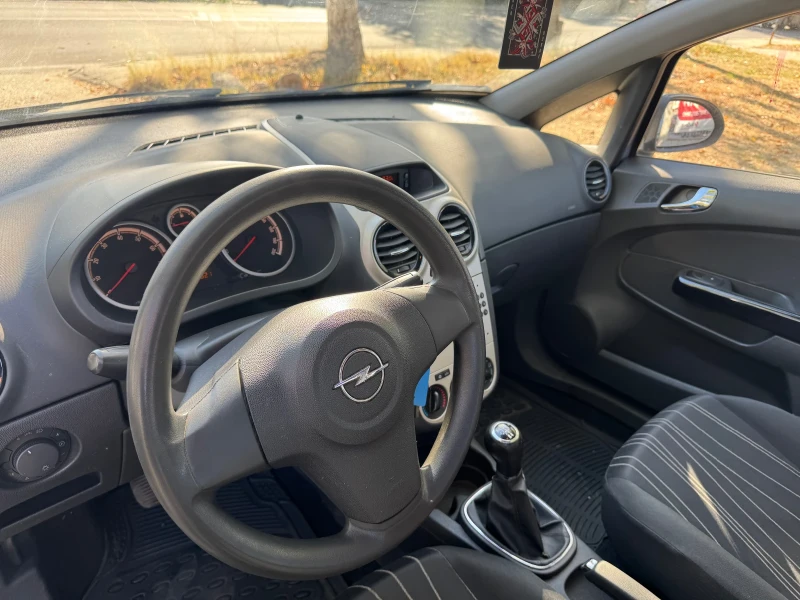 Opel Corsa 1.2 BENZIN AUSTRIA, снимка 10 - Автомобили и джипове - 47578981