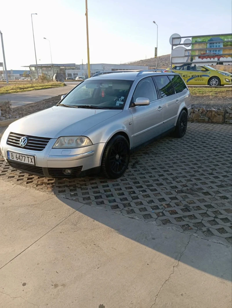 VW Passat, снимка 1 - Автомобили и джипове - 48031123