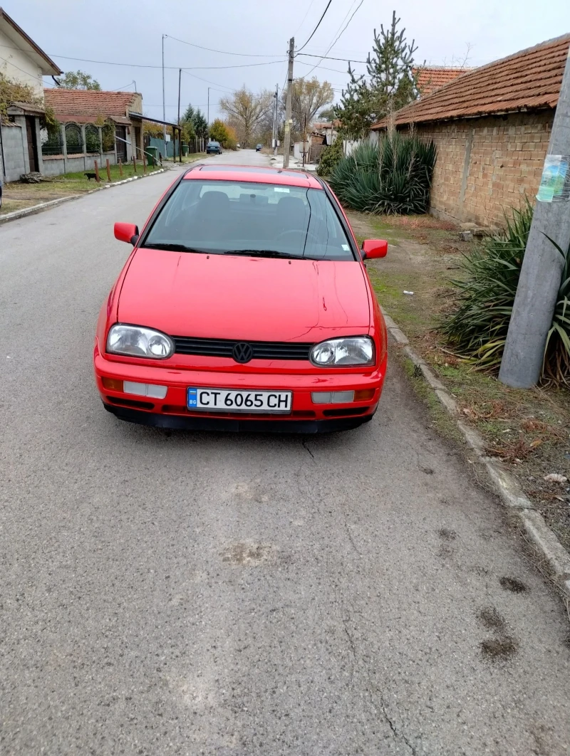 VW Golf 1, 8- 90кс, снимка 4 - Автомобили и джипове - 48510003