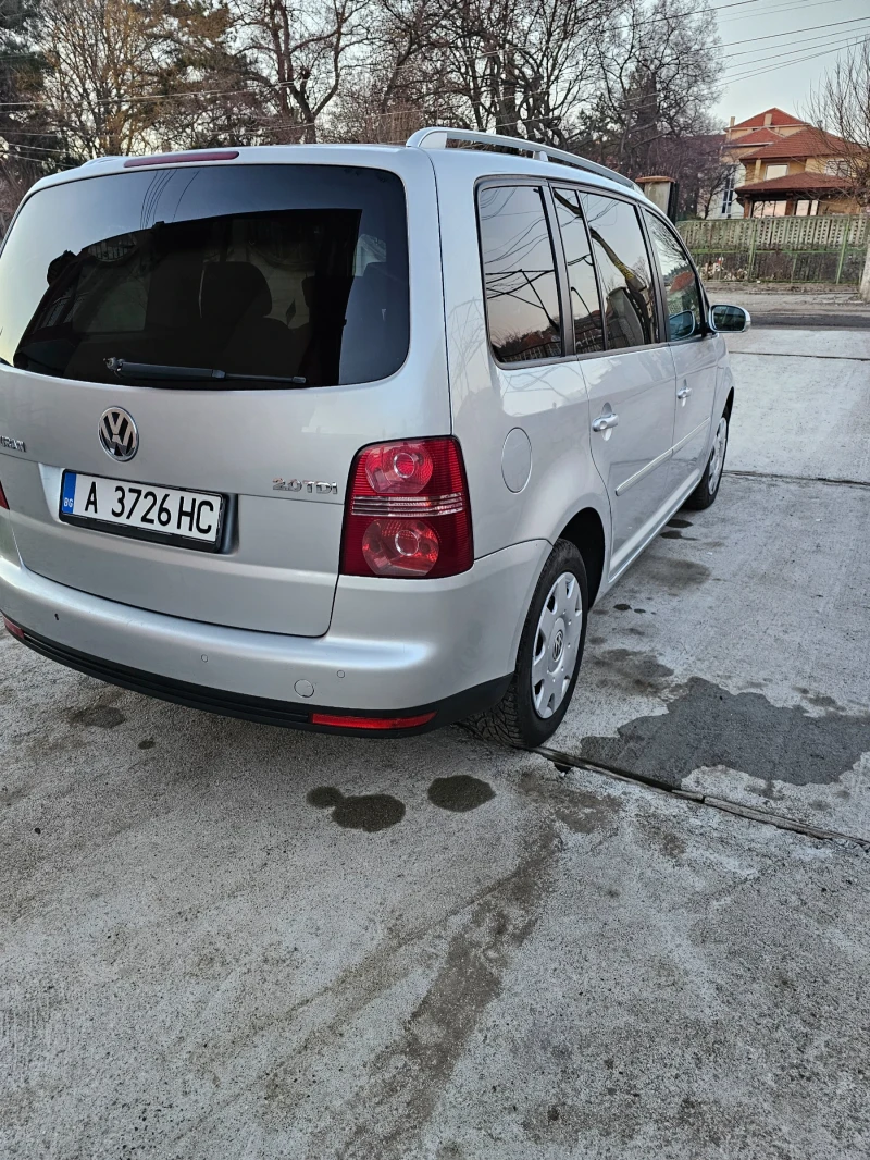 VW Touran 2000 TDI, снимка 4 - Автомобили и джипове - 48854451