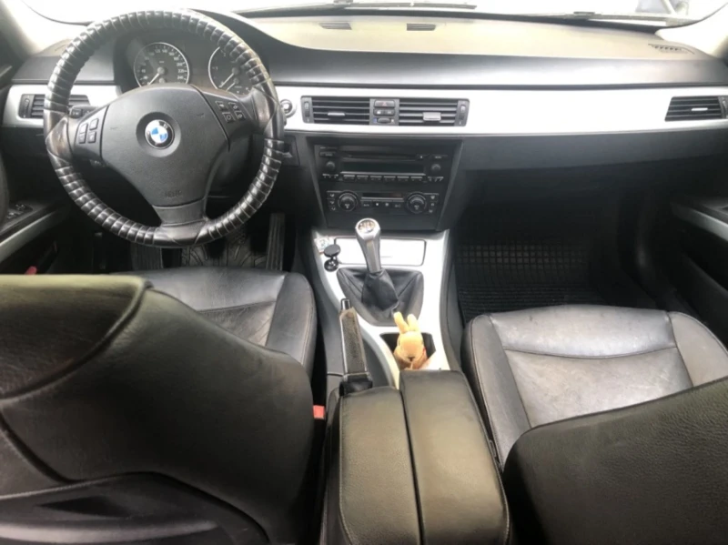 BMW 320 Е90, снимка 11 - Автомобили и джипове - 49199744