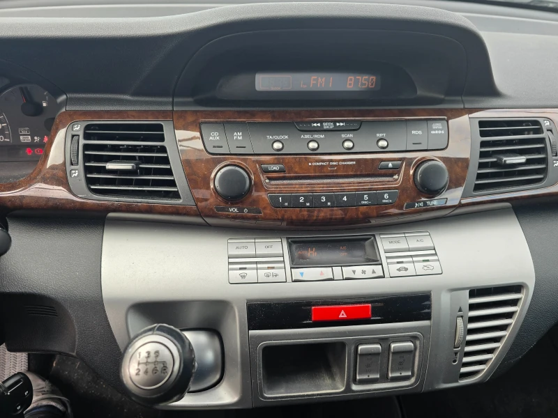 Honda Fr-v 2.2i CTDi-128000km, снимка 6 - Автомобили и джипове - 52752204