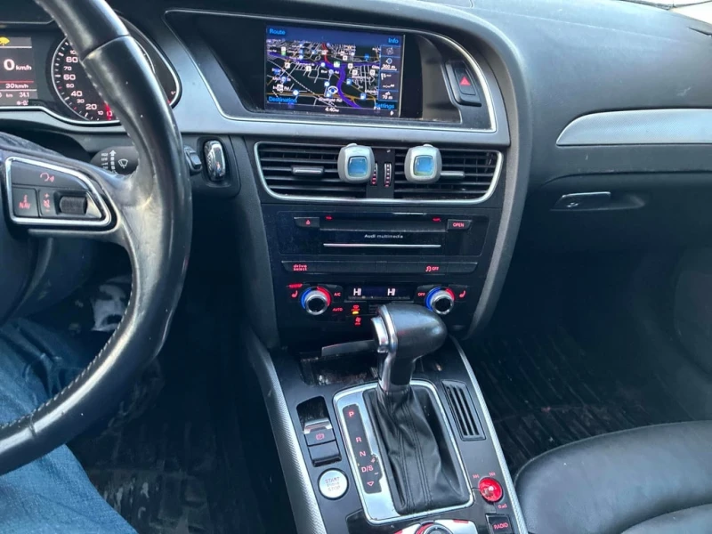 Audi A4 * Progressiv plus * CARFAX * БЕЗ ПЪРВОНАЧАЛНА ВНОС, снимка 9 - Автомобили и джипове - 53080315