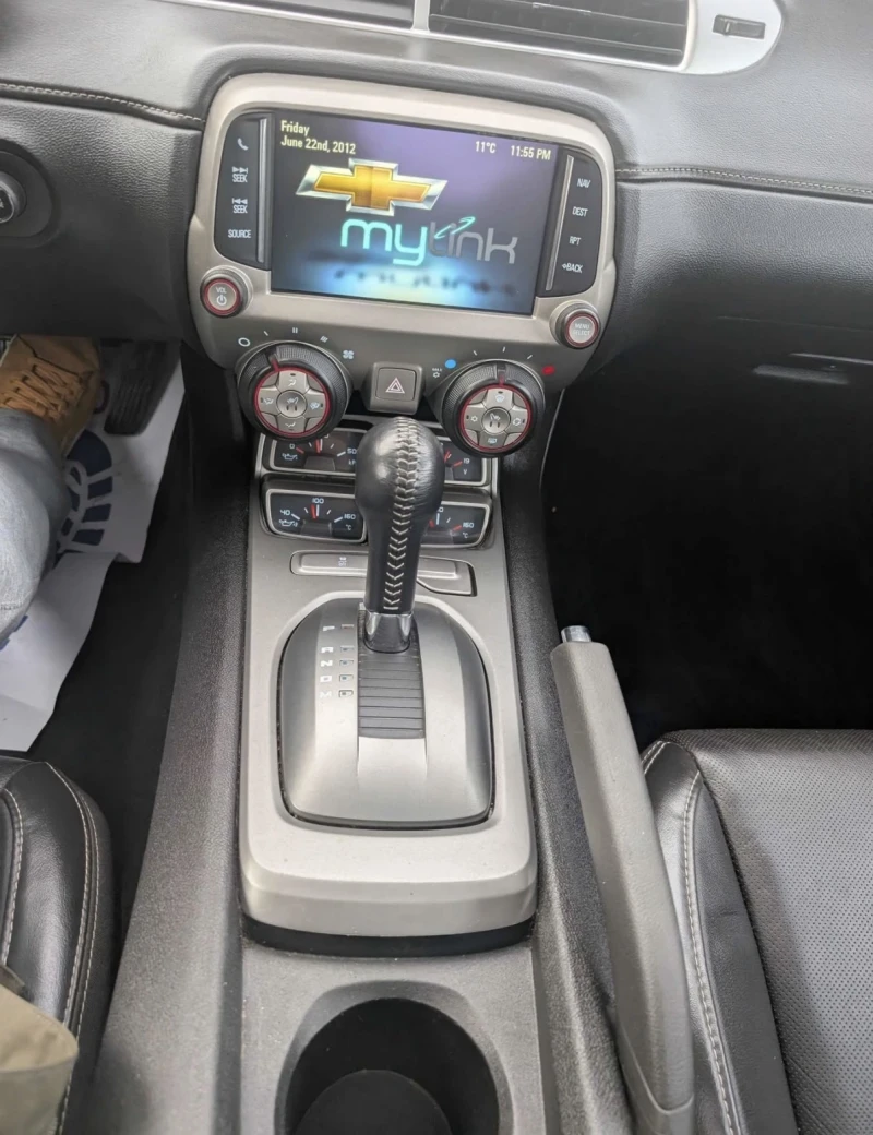 Chevrolet Camaro 3.6 V6 * * Подгреви * * Кожен Салон * * Автоматик , снимка 10 - Автомобили и джипове - 53285481