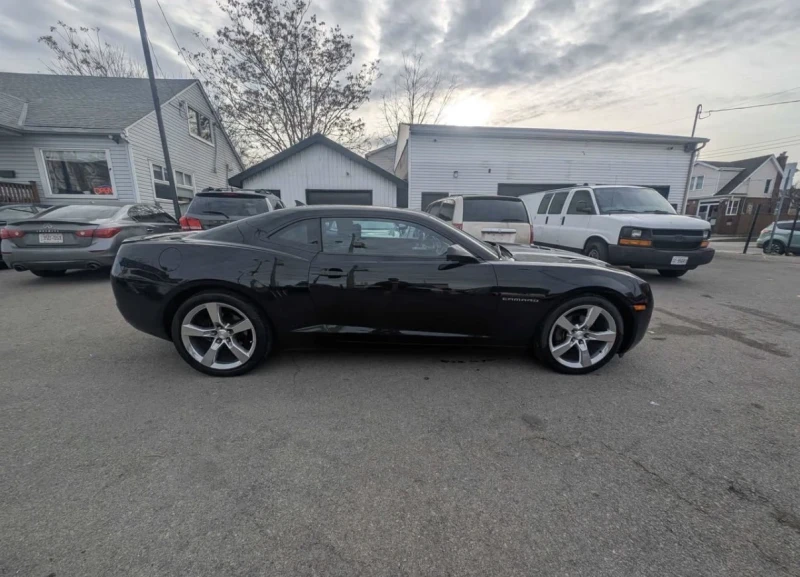 Chevrolet Camaro 3.6 V6 * * Подгреви * * Кожен Салон * * Автоматик , снимка 3 - Автомобили и джипове - 53285481