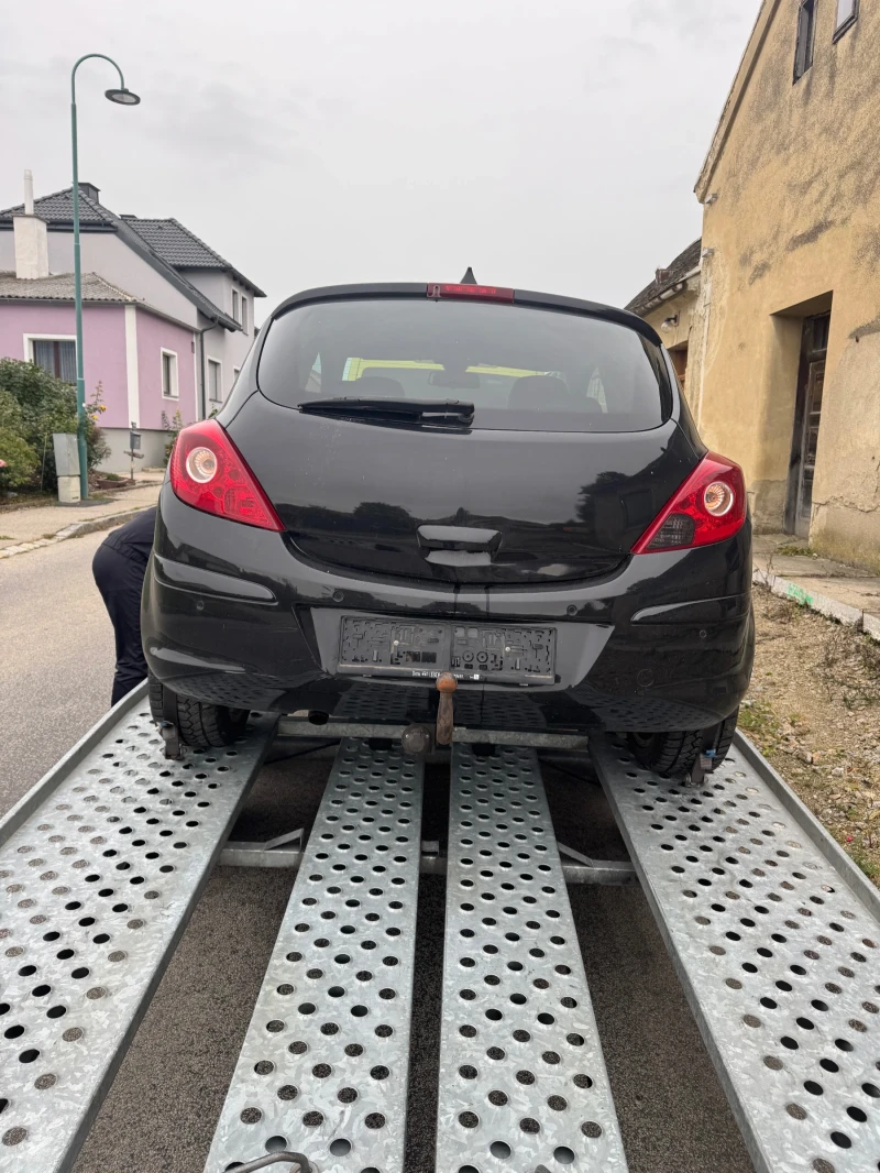 Opel Corsa 1.7cdti, снимка 4 - Автомобили и джипове - 53380929