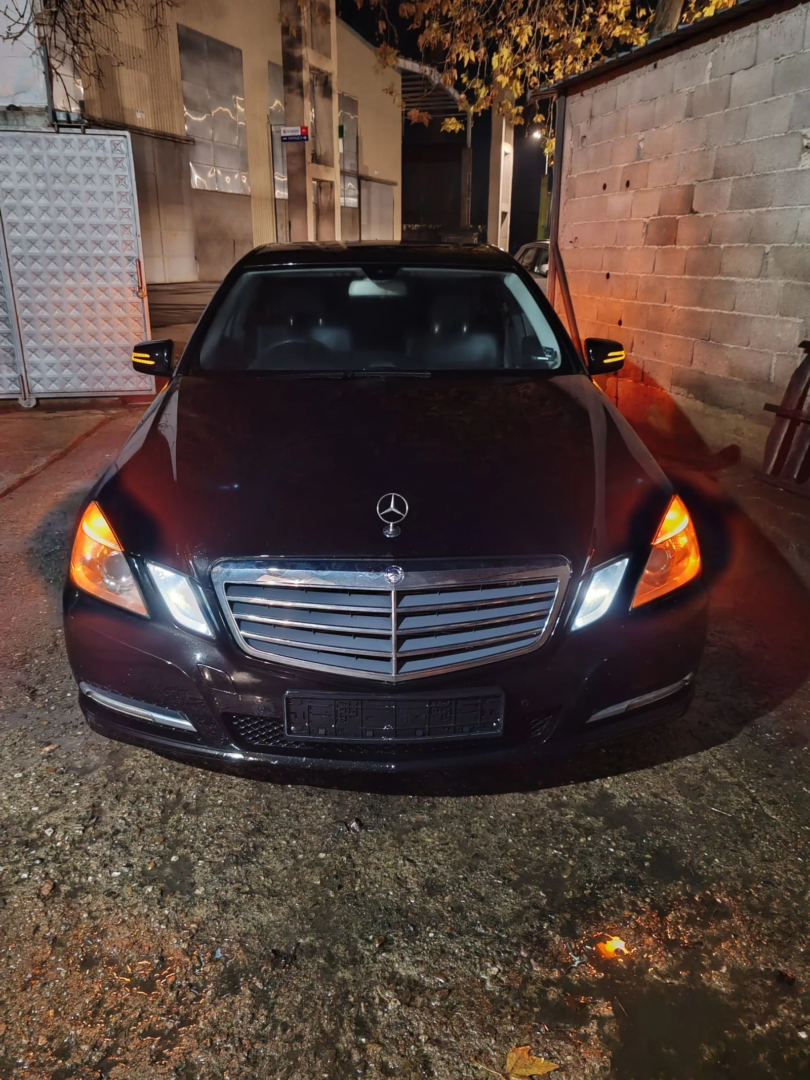 Mercedes-Benz E 220, снимка 1