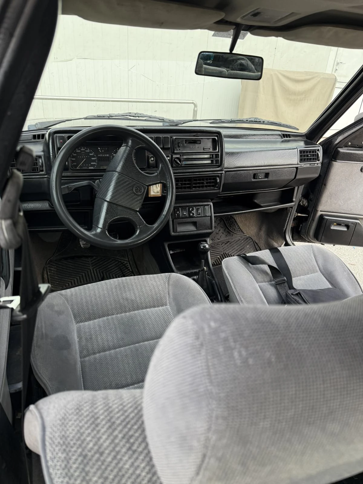 VW Golf 1.6 - изображение 4