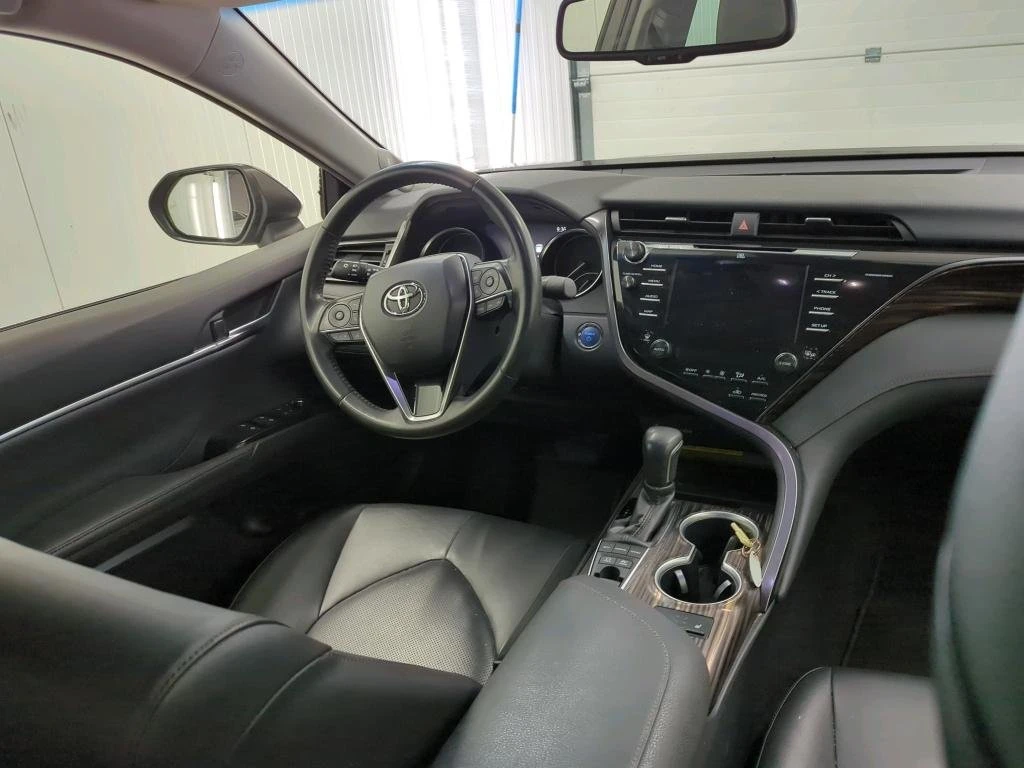 Toyota Camry 2.5 Hybrid Premium - изображение 7