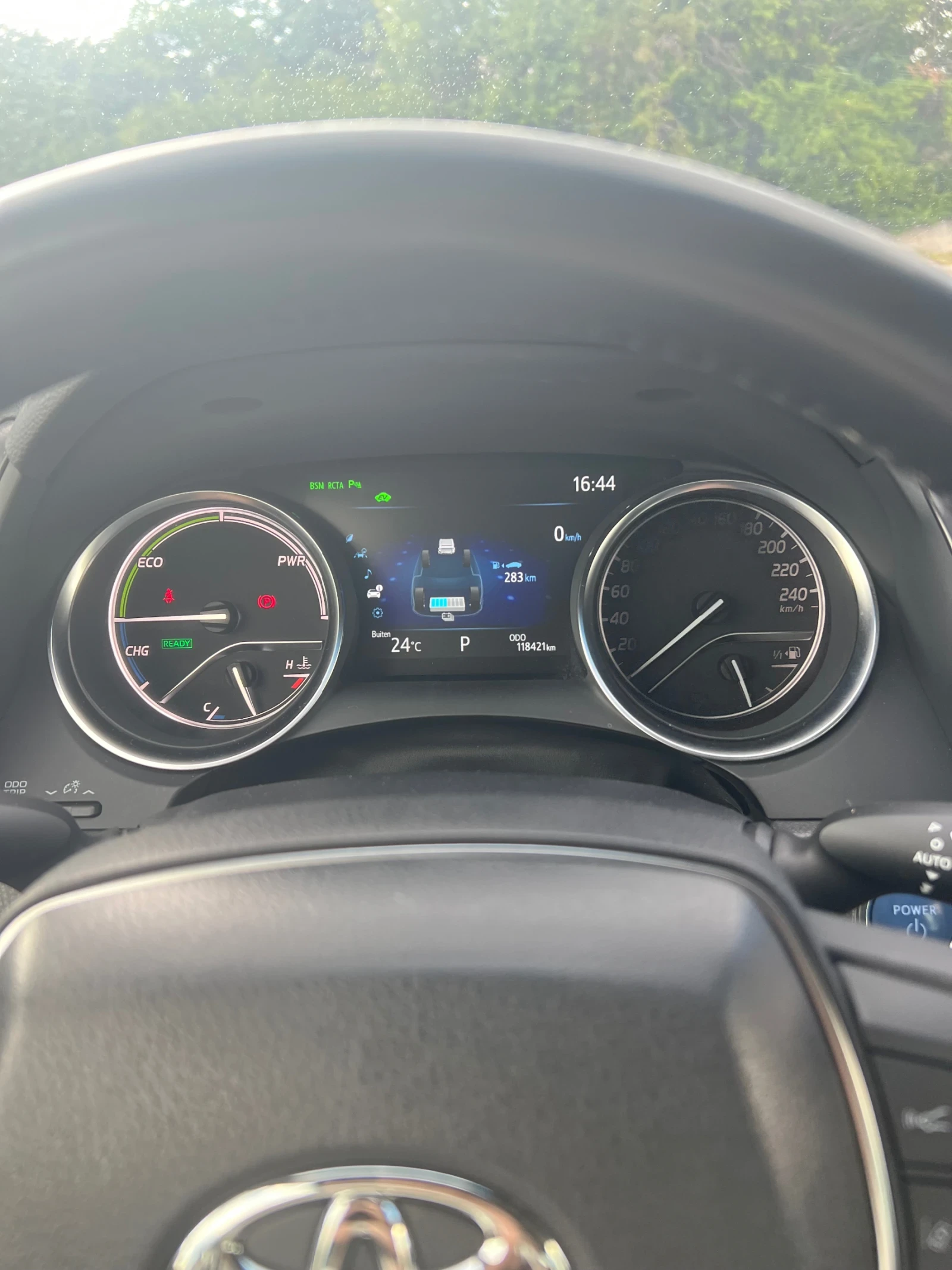 Toyota Camry 2.5 Hybrid в гаранция до 2029г. - изображение 9