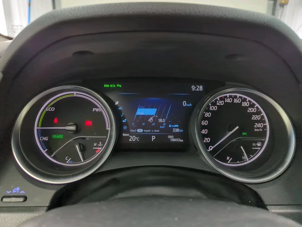 Toyota Camry 2.5 Hybrid Premium - изображение 9