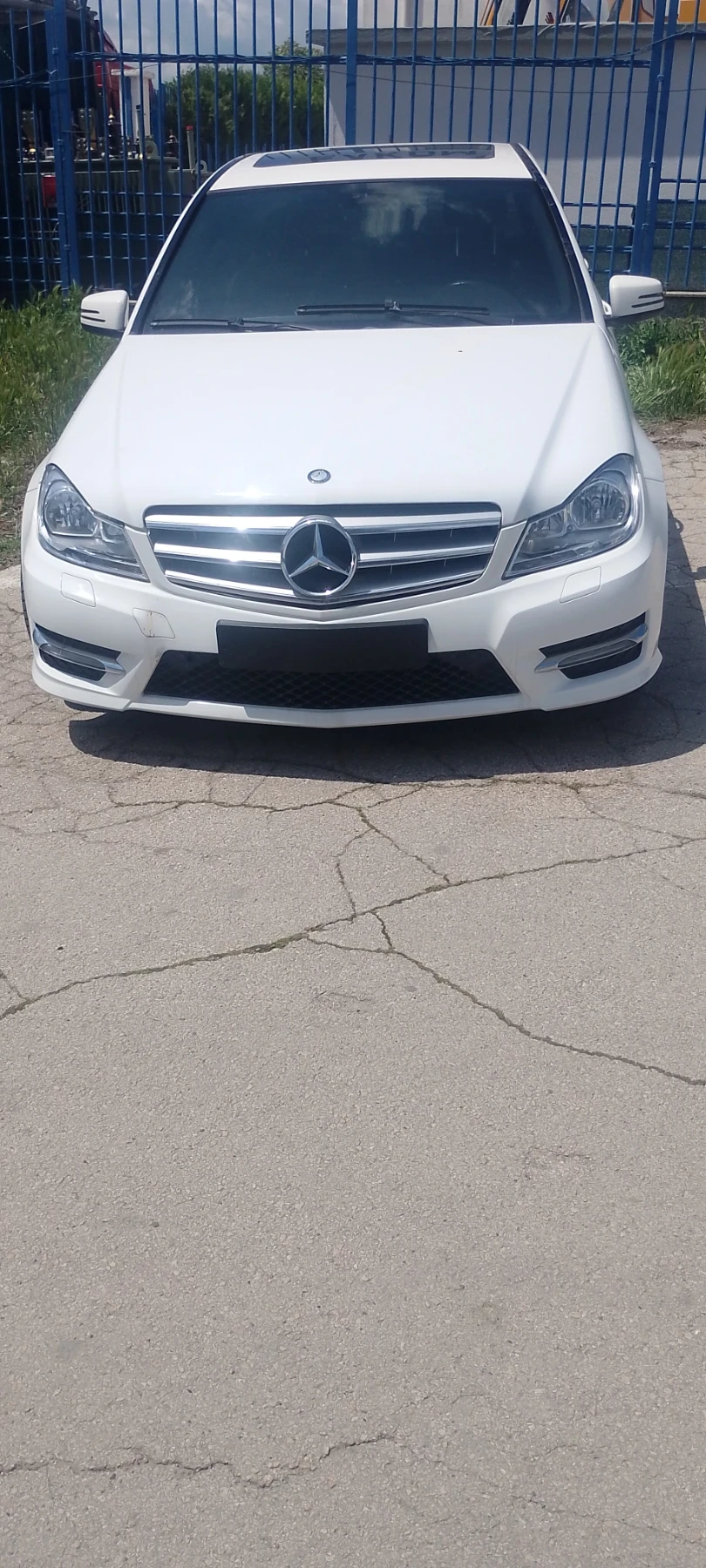 Mercedes-Benz C 300 C klass - изображение 3