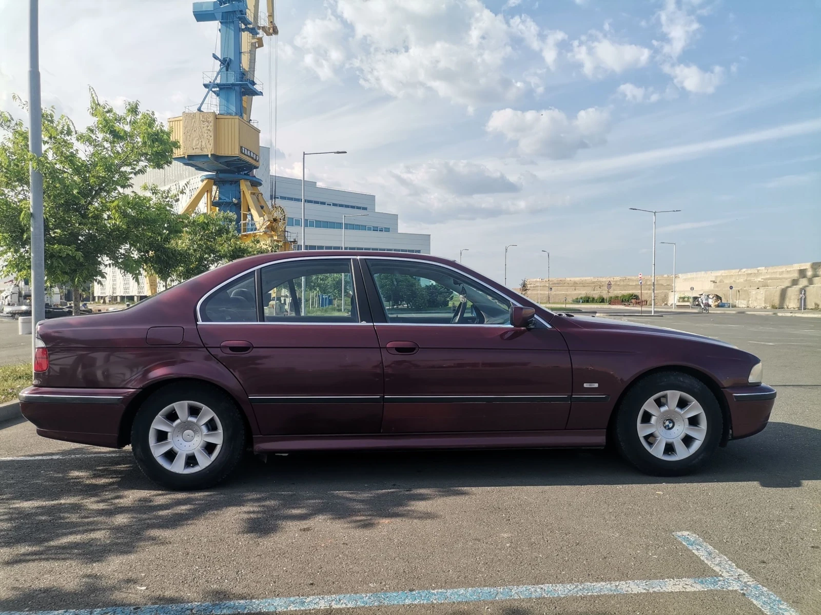 BMW 523 2.5 170 - изображение 3